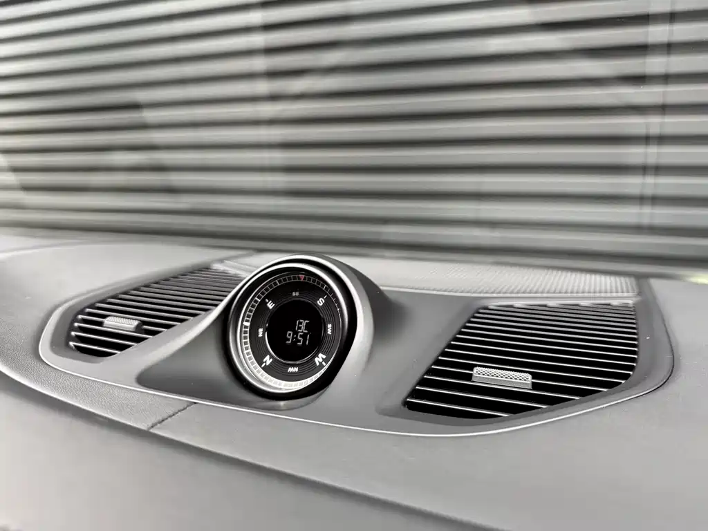 Porsche Cayenne 2025 — фото 10