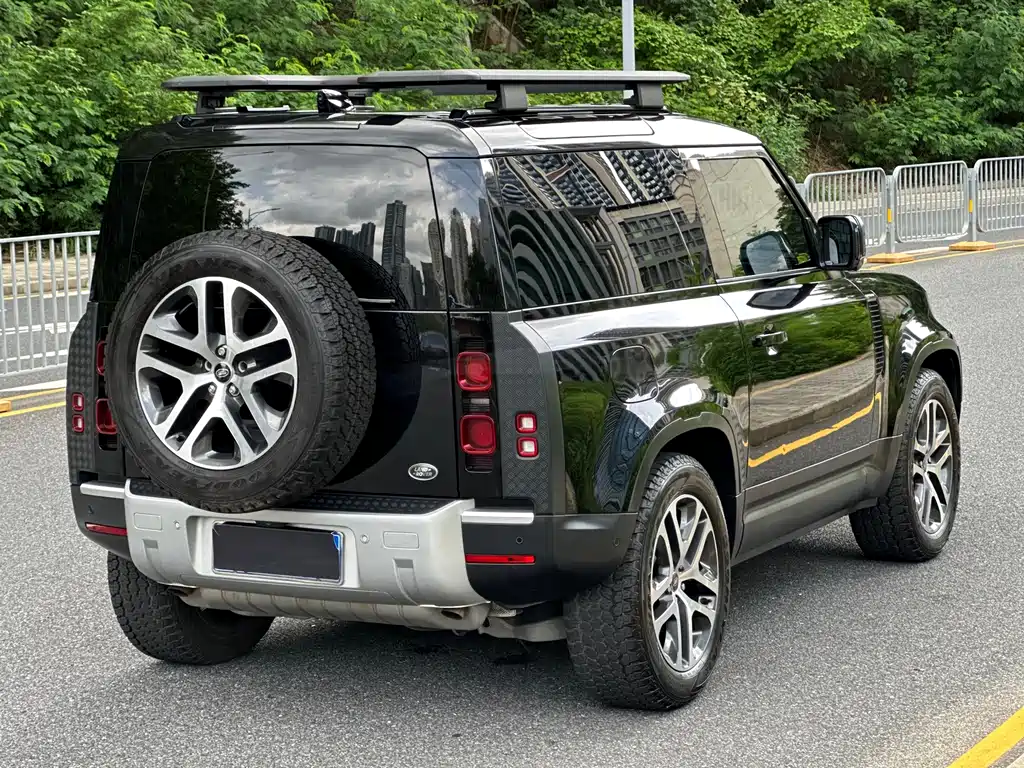 Land Rover Defender 2022 — фото 5