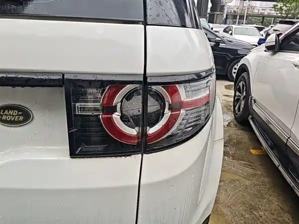 Land Rover Discovery Sport 2018