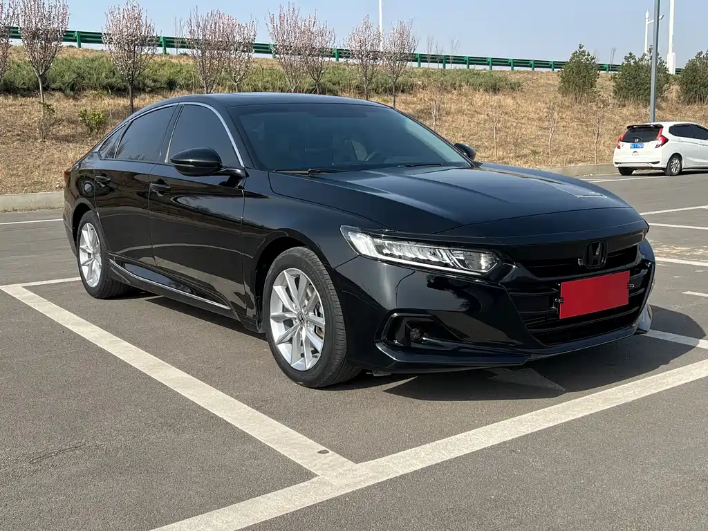 Honda Accord 2023 — фото 3