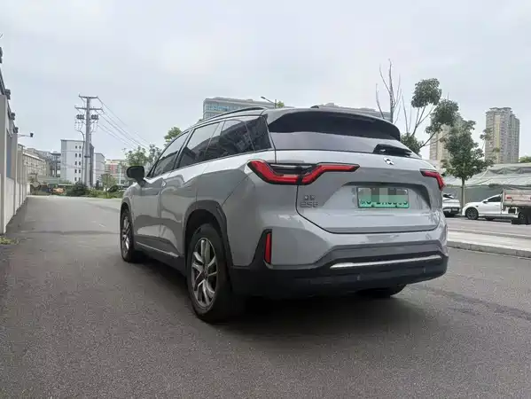 NIO ES6 2020