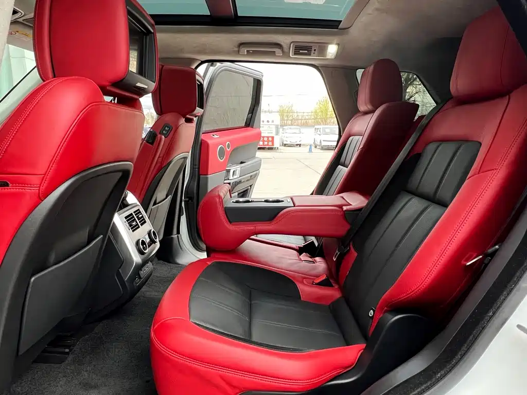 Land Rover Range Rover Sport 2021 — фото 17