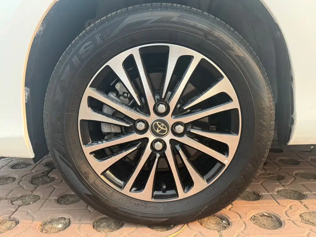 Toyota Vios 2023 — фото 10