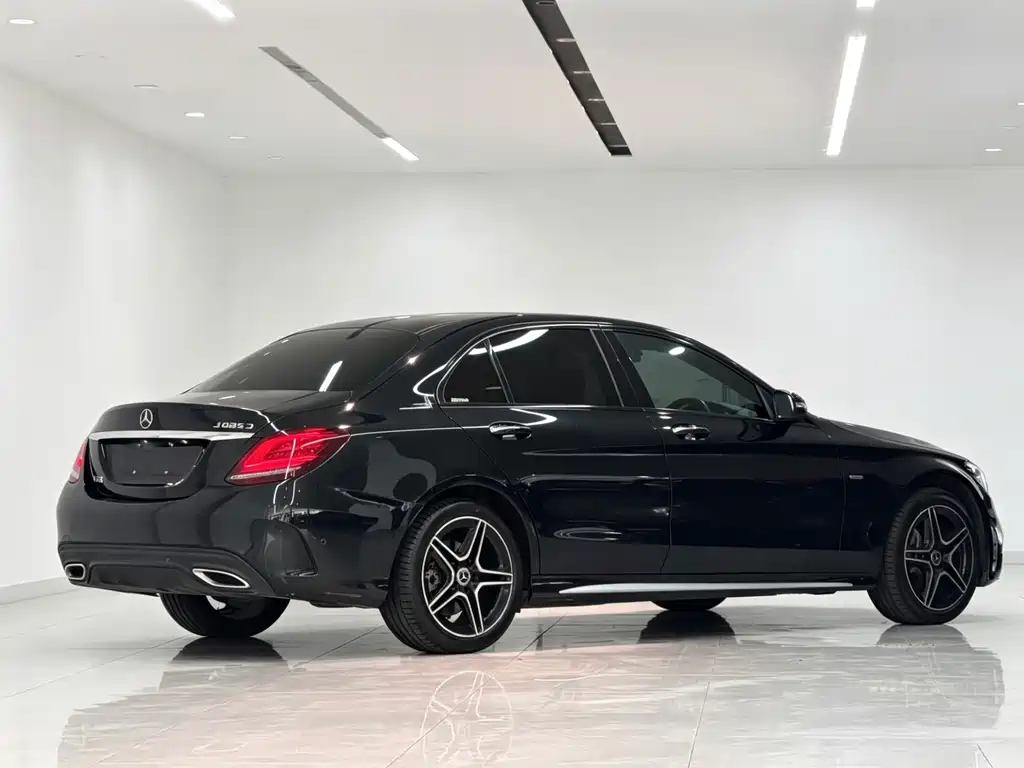 Mercedes-Benz C-Class 2021 — фото 9