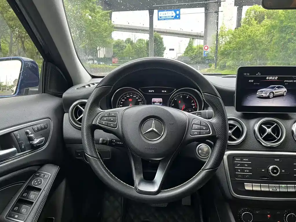 Mercedes-Benz GLA 2018 — фото 6