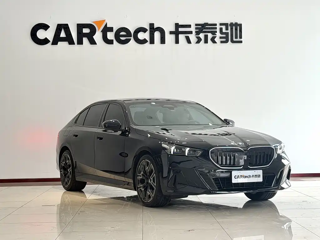 BMW 5 Series 2026