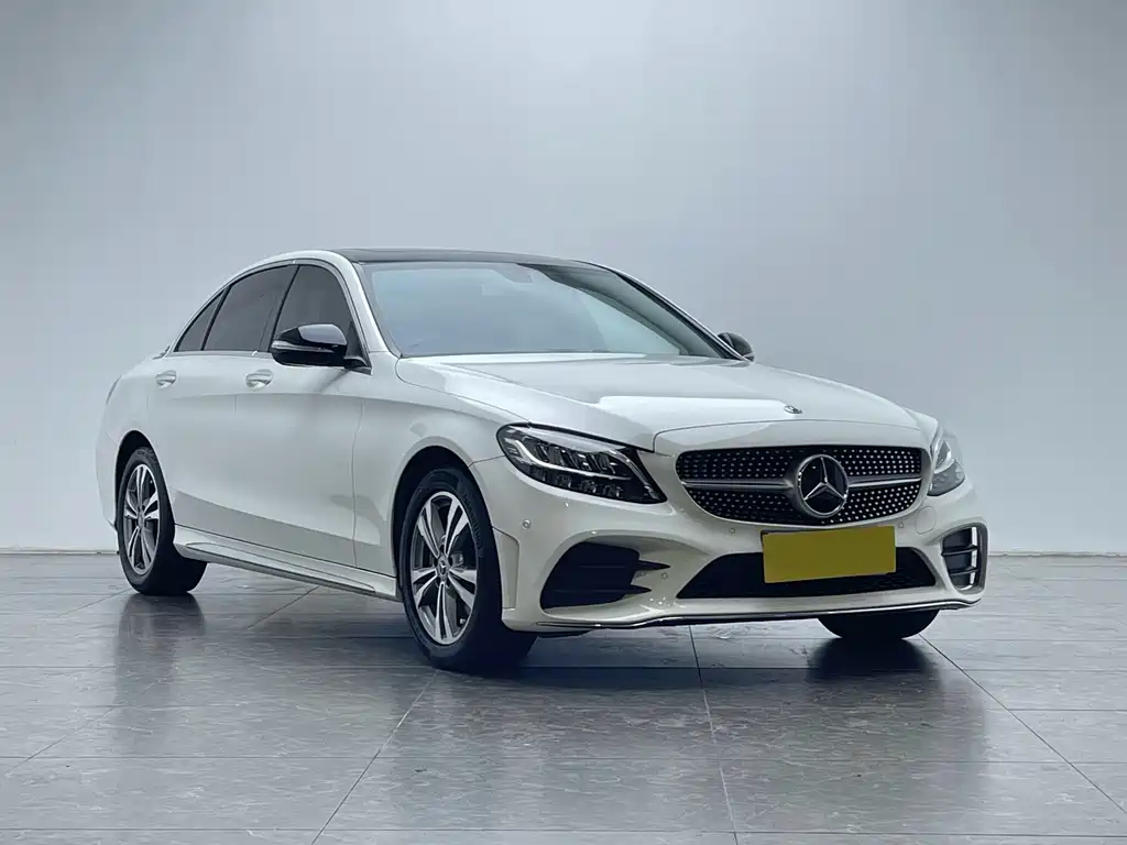 Mercedes-Benz C-Class 2020