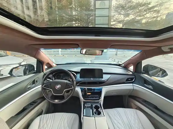 Buick GL8 2021