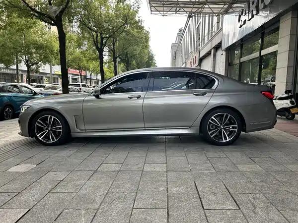 BMW 7 Series 2022