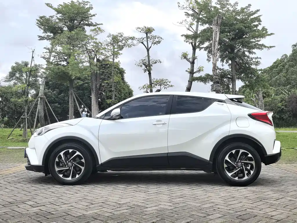 Toyota IZOA 2019 — фото 4