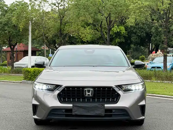 Honda Inspire 2024