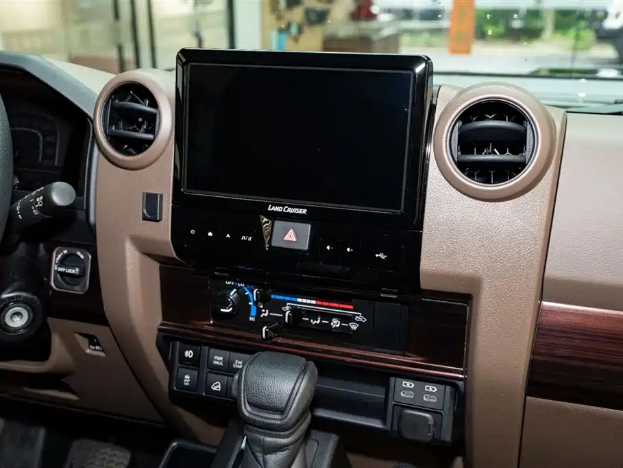Toyota Land Cruiser 2026 — фото 16
