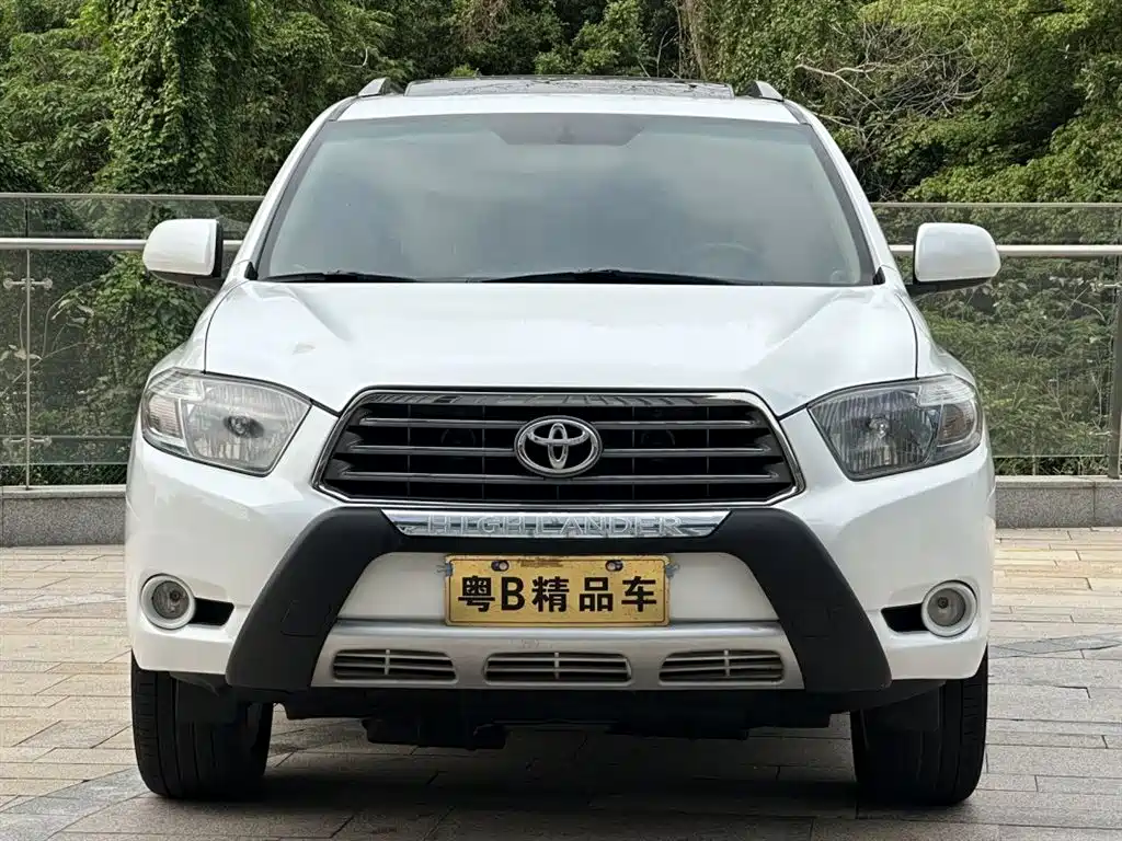 Toyota Highlander 2011 — фото 2