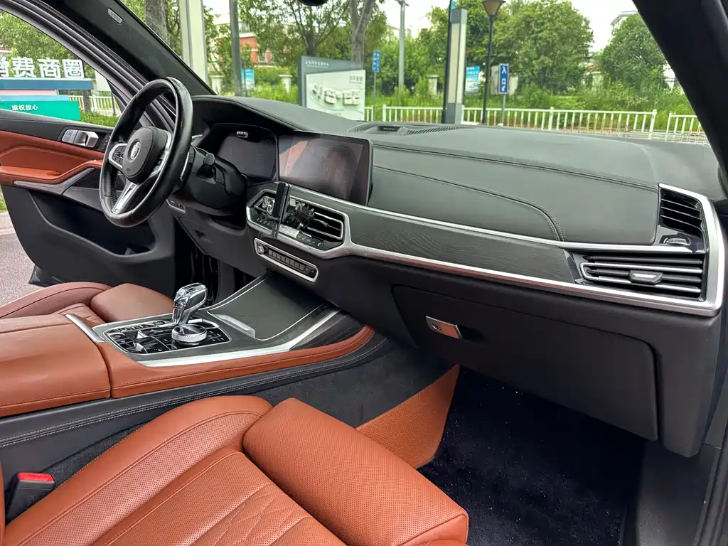 BMW X7 2019 — фото 13