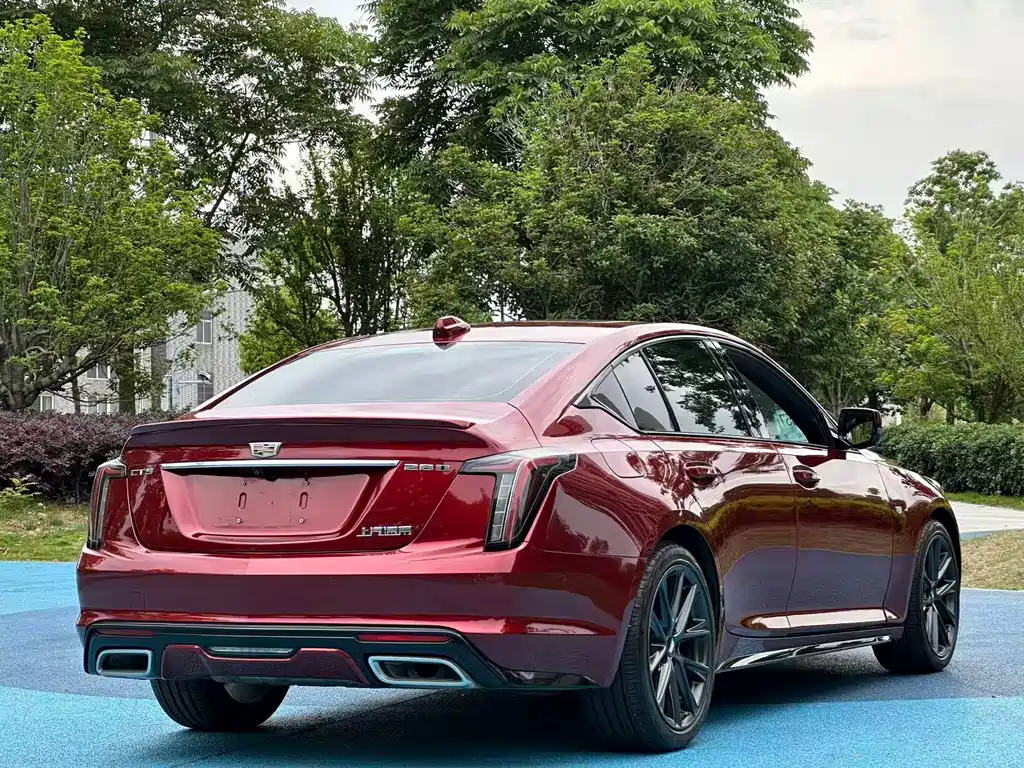 Cadillac CT5 2022 — фото 11