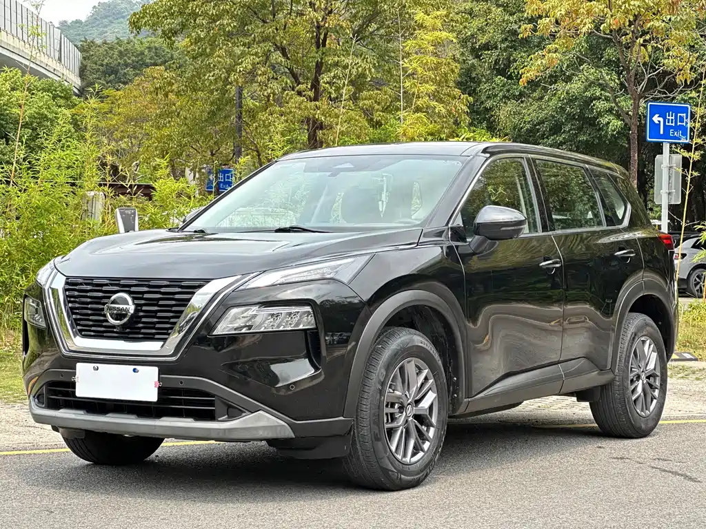 Nissan X-Trail 2022 — фото 1