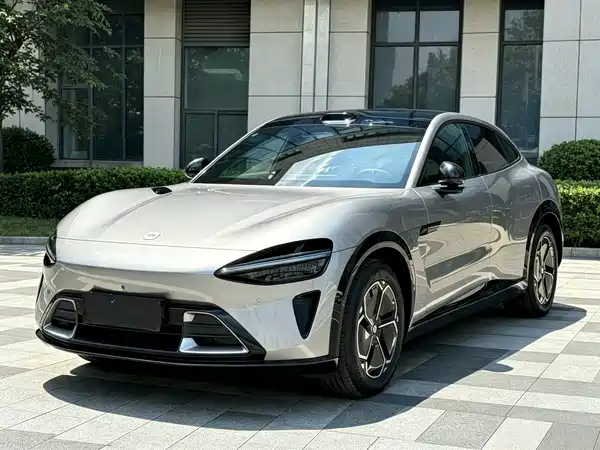 Xiaomi YU7 2025