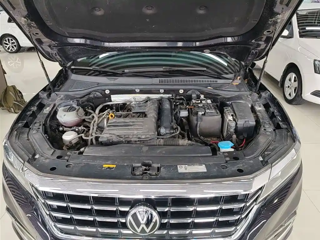 Volkswagen Passat 2021 — фото 20