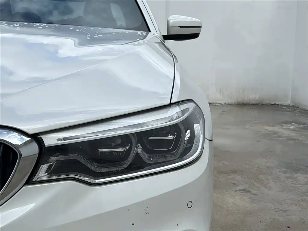 BMW 5 Series 2020 — фото 15