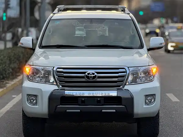 Toyota Land Cruiser 2015