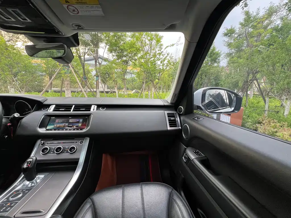 Land Rover Sport 2017 — фото 15