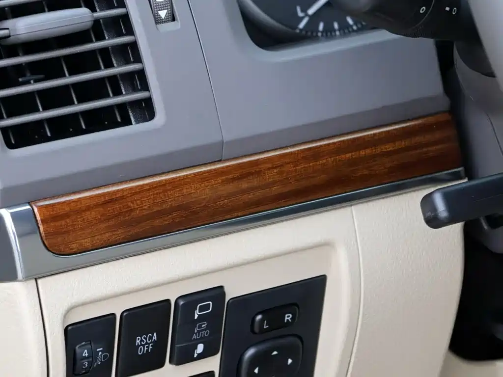 Toyota Land Cruiser 2018 — фото 4