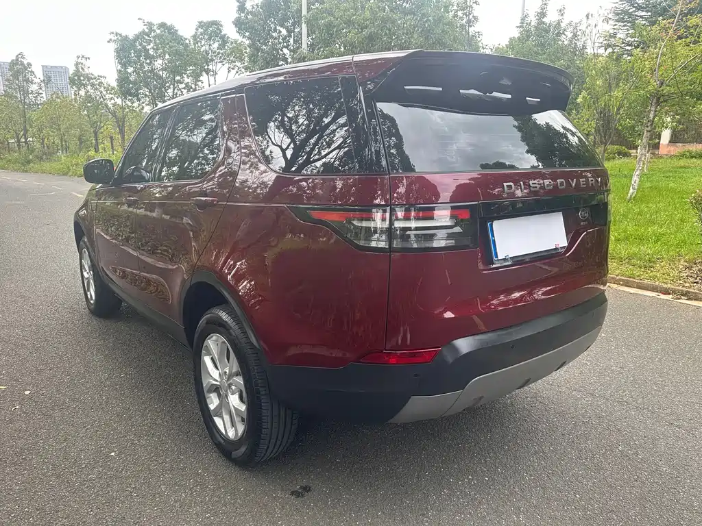 Land Rover Discovery 2018 — фото 10