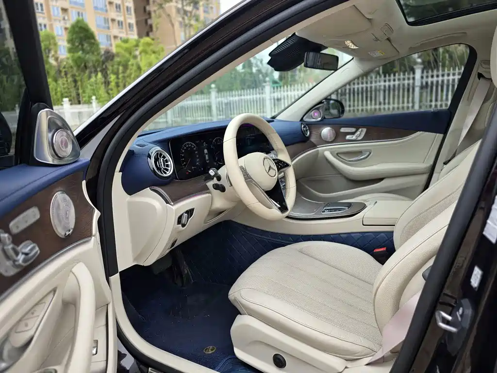 Mercedes-Benz E-Class 2021