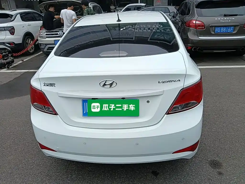 Hyundai Verna 2015 — фото 6
