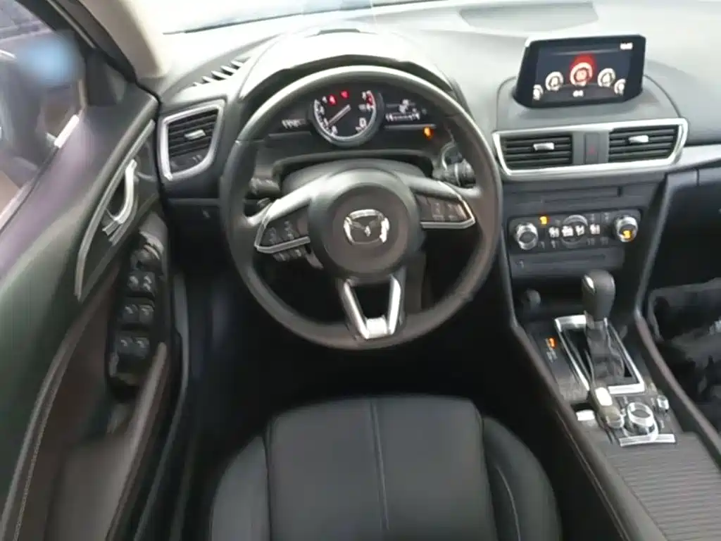 Mazda 3 Angkesela 2017 — фото 11