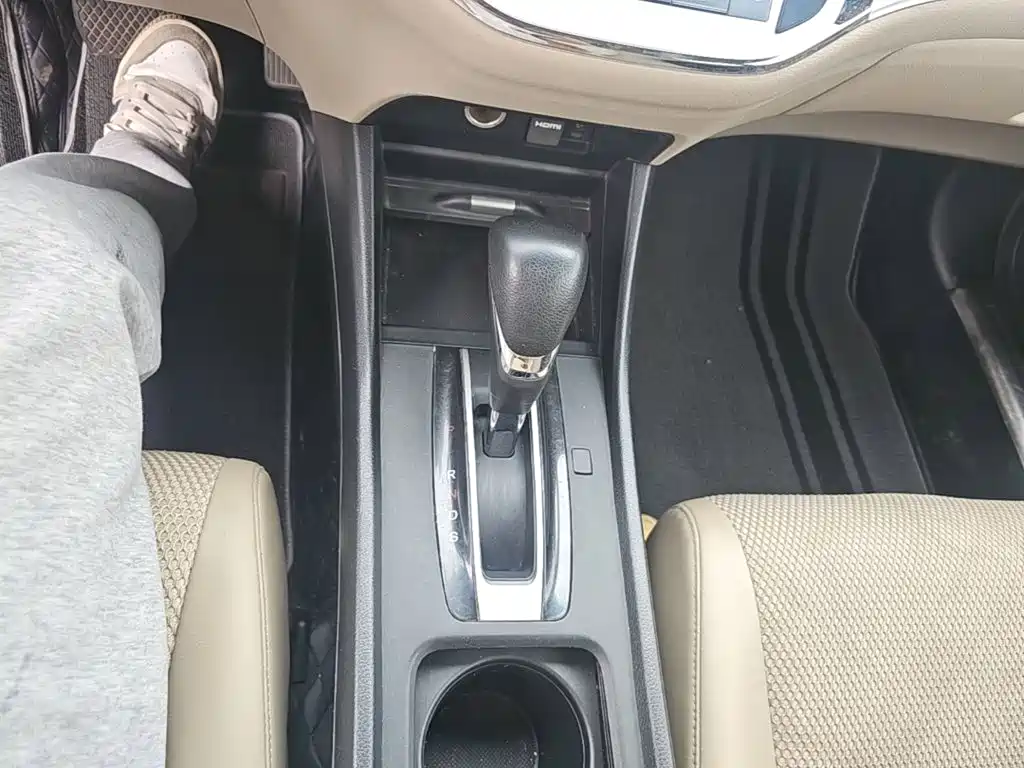 Honda Jade 2014 — фото 14
