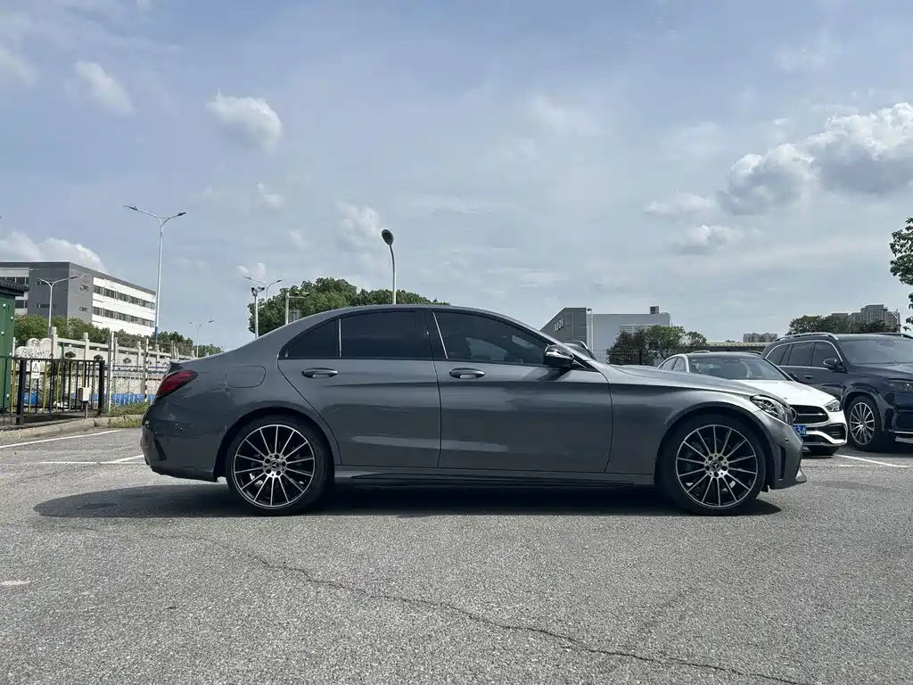 Mercedes-Benz C-Class 2019