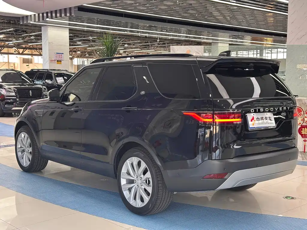 Land Rover Discovery 2025 — фото 36
