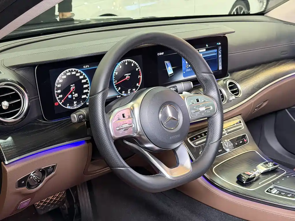 Mercedes-Benz E-Class 2019 — фото 4