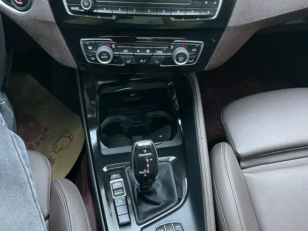 BMW X1 2022 — фото 17