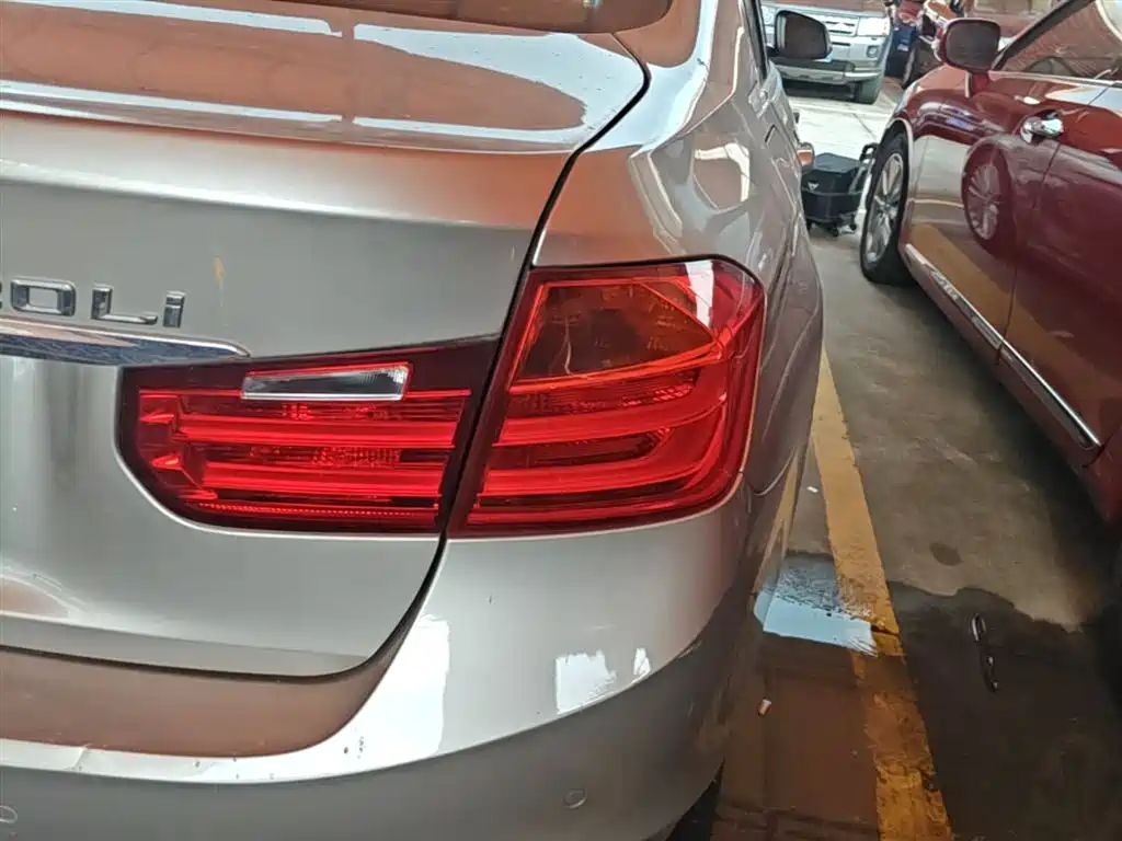 BMW 3 Series 2015 — фото 8