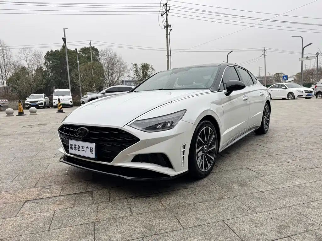 Hyundai Sonata 2021 — фото 1