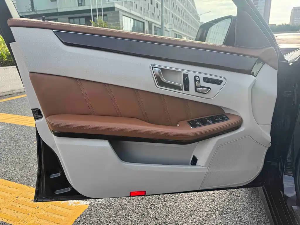 Mercedes-Benz E-Class 2014