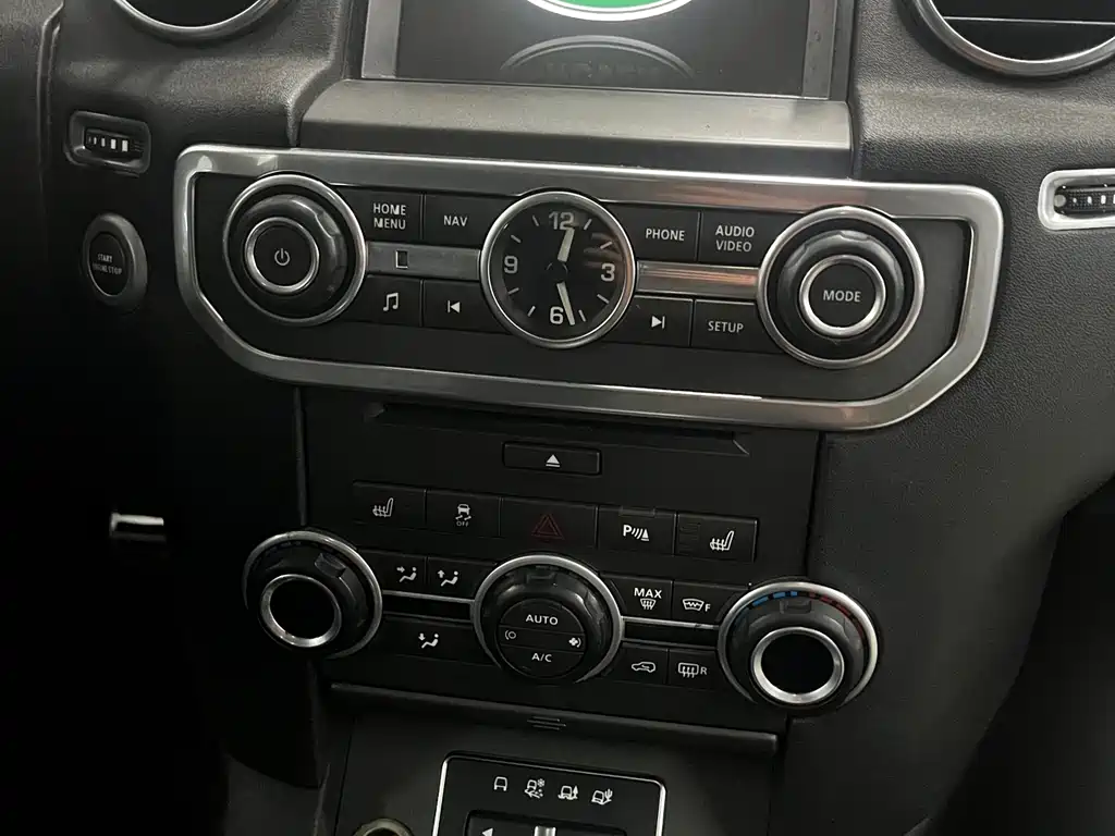 Land Rover Discovery 2016 — фото 9