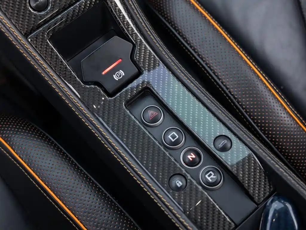 McLaren 12C 2014 — фото 17