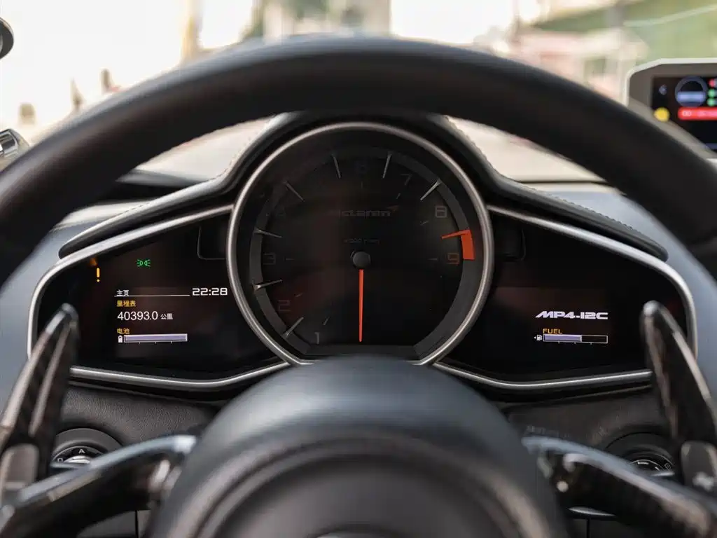 McLaren 12C 2014 — фото 14
