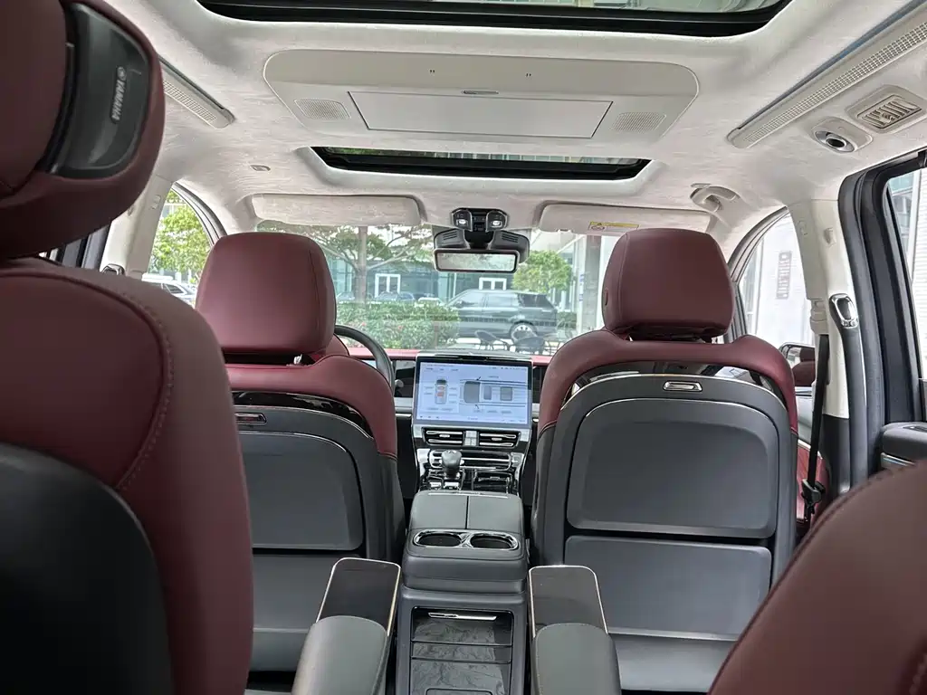 GAC Motor Trumpchi E9 2025 — фото 9