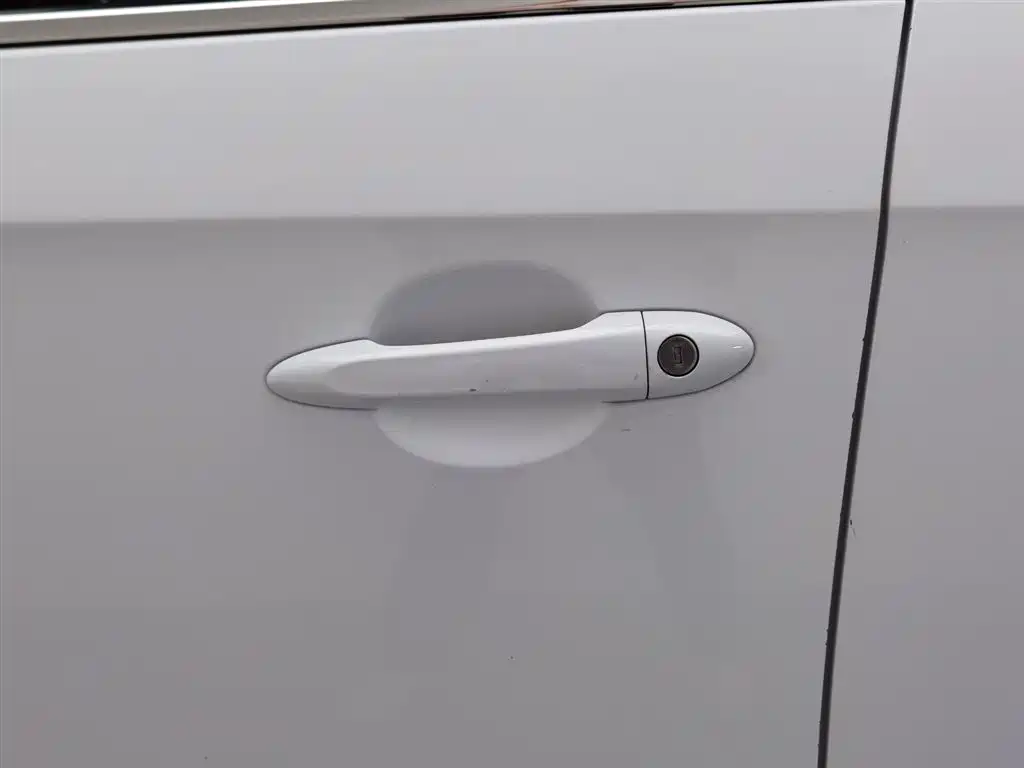 Buick Excelle 2015 — фото 18