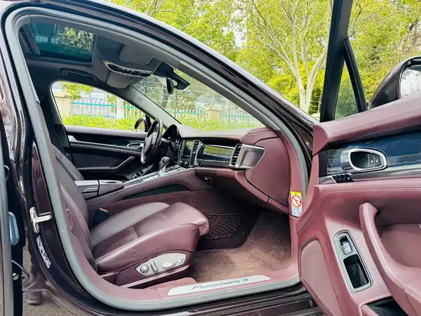 Porsche Panamera 2014