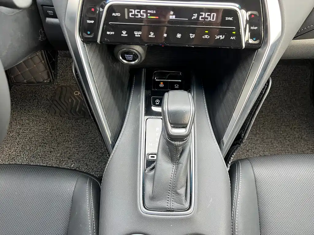 Toyota Harrier 2022 — фото 11