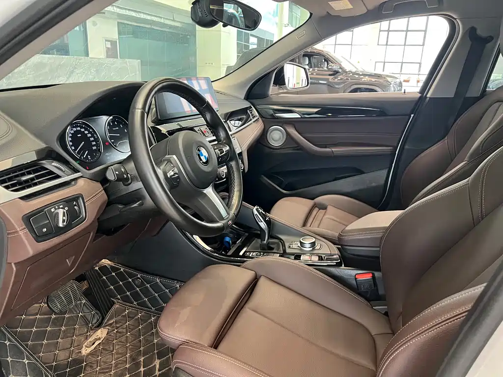 BMW X2 2022 — фото 6