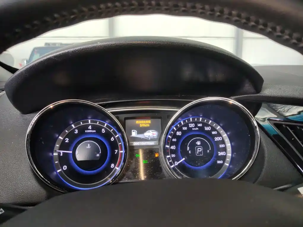 Hyundai Sonata 2015 — фото 8