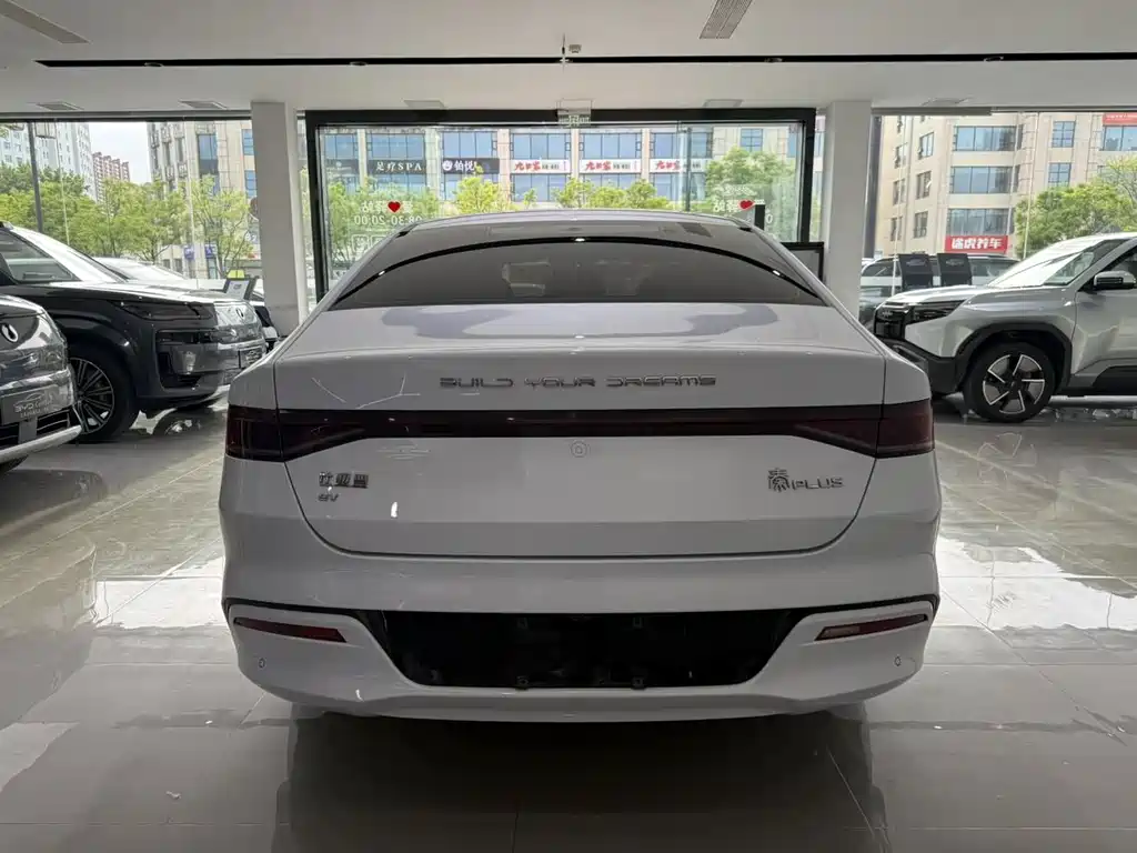 BYD Qin PLUS 2023 — фото 11