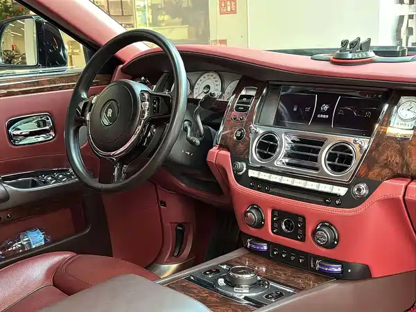 Rolls-Royce Ghost 2019