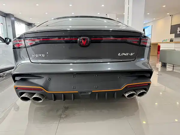 Changan UNI-V 2025